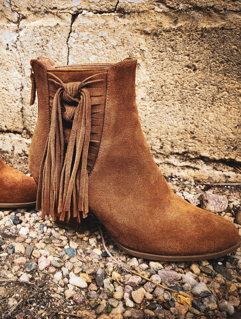 Yellow Box Brown Suede Leather Fringe Booties Size 9 Western Cowgirl Ankle Boots